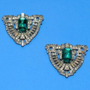 Vintage Rhinestone Fur Clip Set Scarf Brooch Emerald Green Colored Center Stone